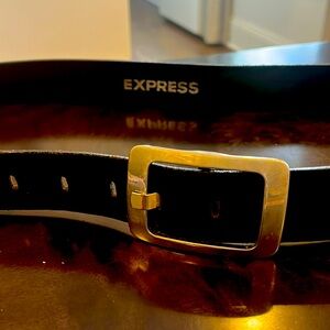 Express leather belt with silver buckle size L